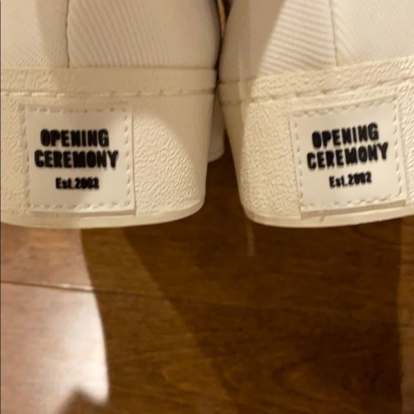 Opening Ceremony platform - Picture 6 of 7